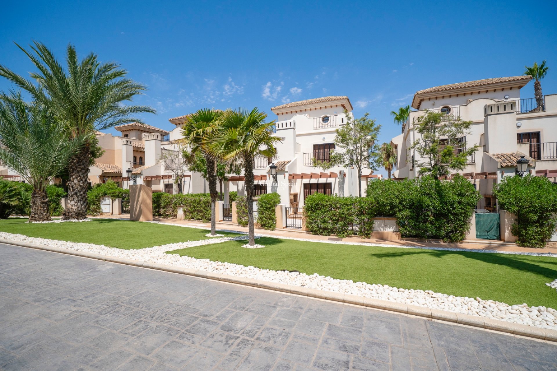 Resale - APARTMENT -
ALGORFA