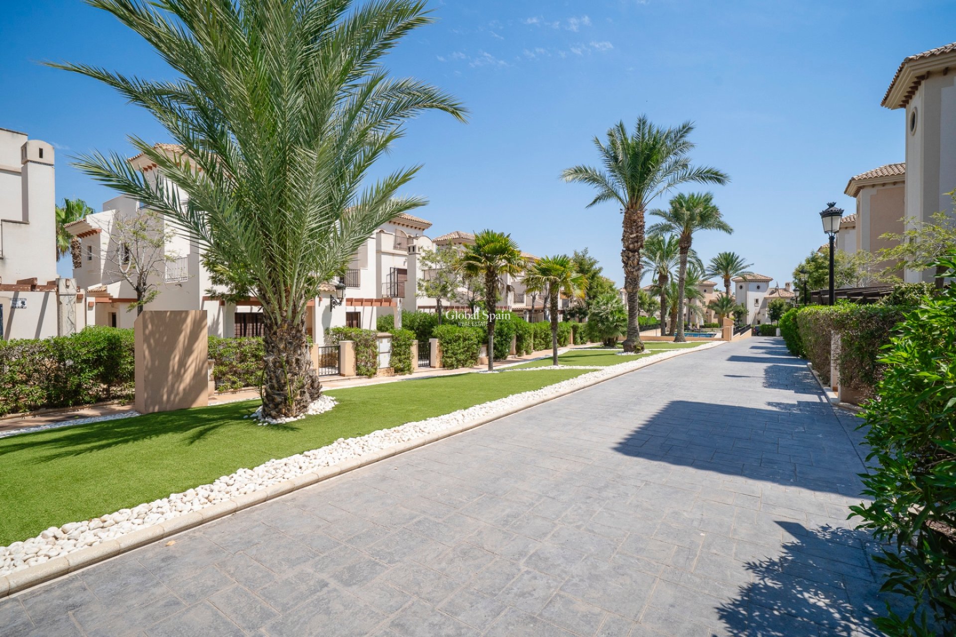 Resale - APARTMENT -
ALGORFA