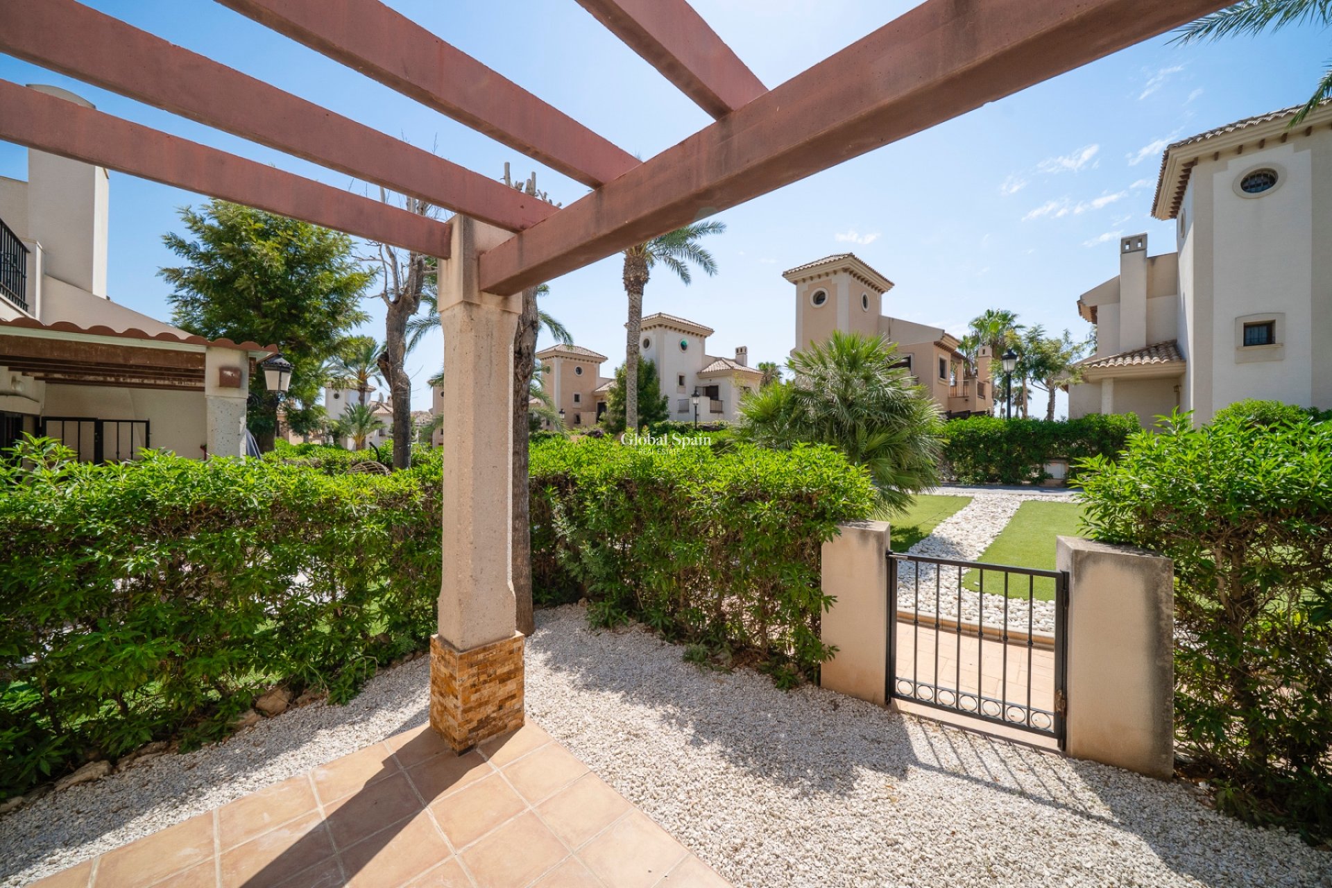 Resale - APARTMENT -
ALGORFA