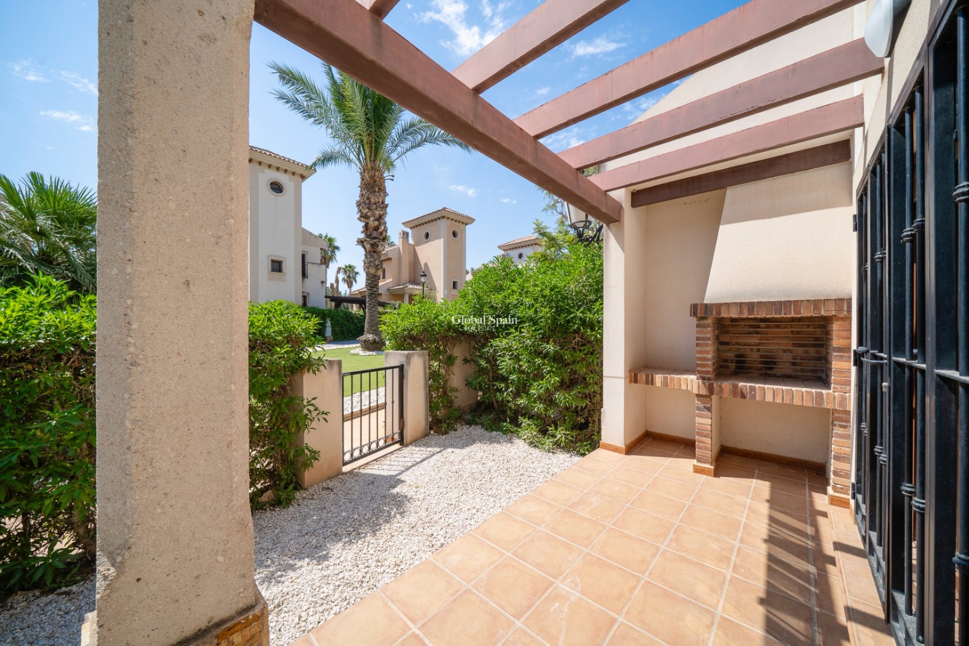 Resale - APARTMENT -
ALGORFA