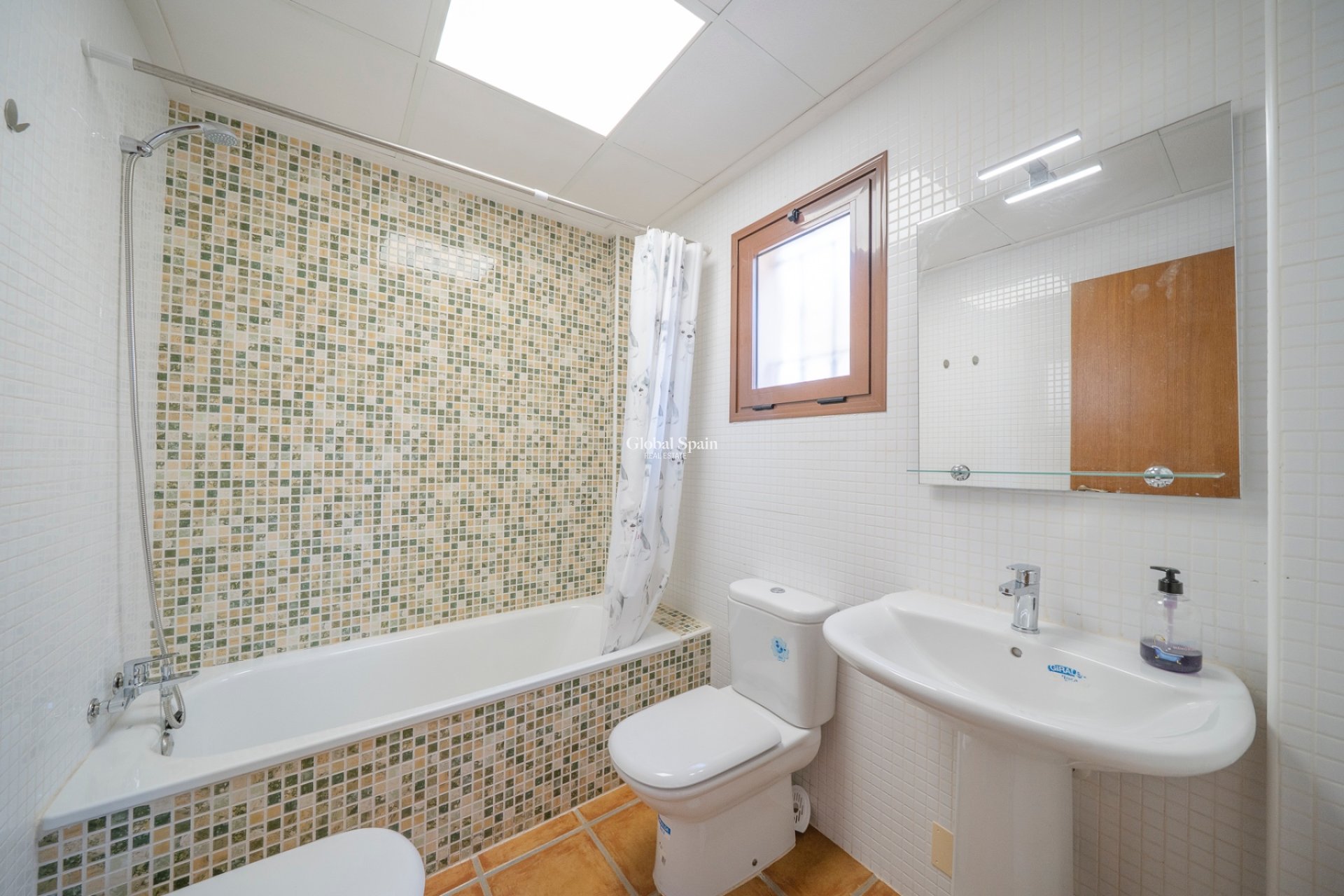 Resale - APARTMENT -
ALGORFA