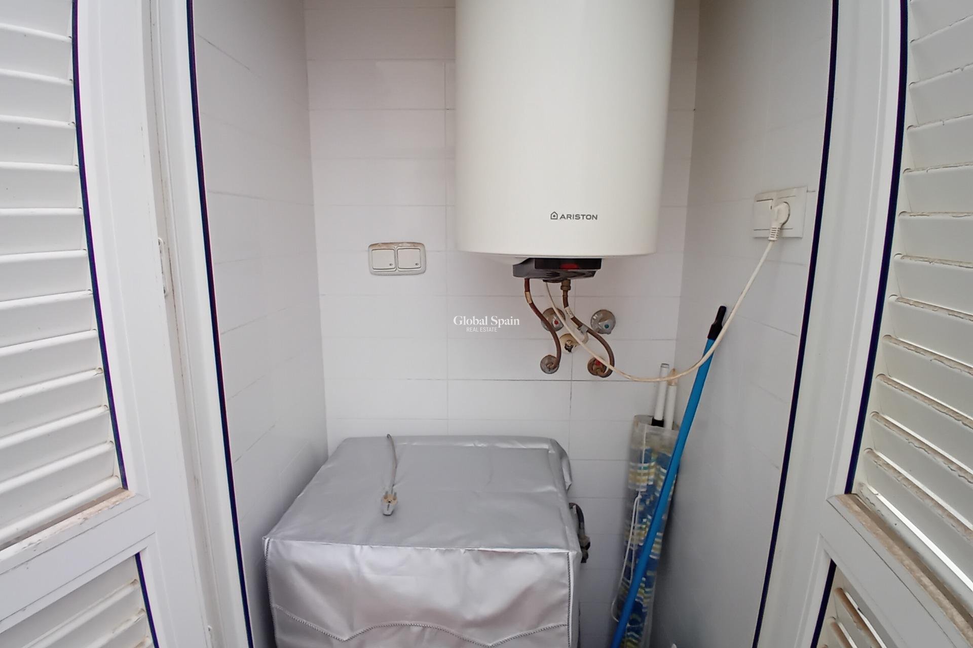 Resale - APARTMENT -
ALHAMA DE MURCIA