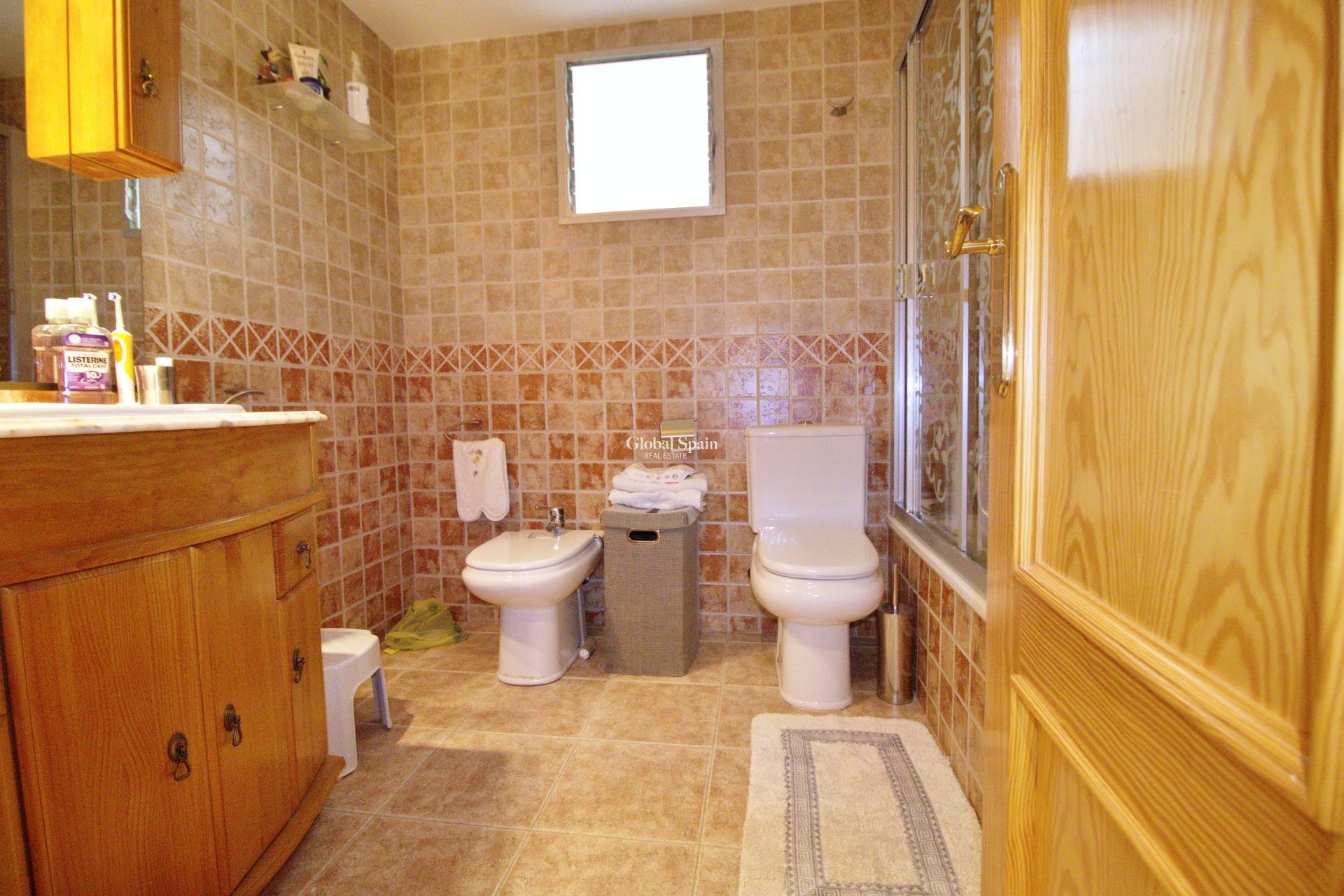 Resale - APARTMENT -
ALICANTE - BENALÚA