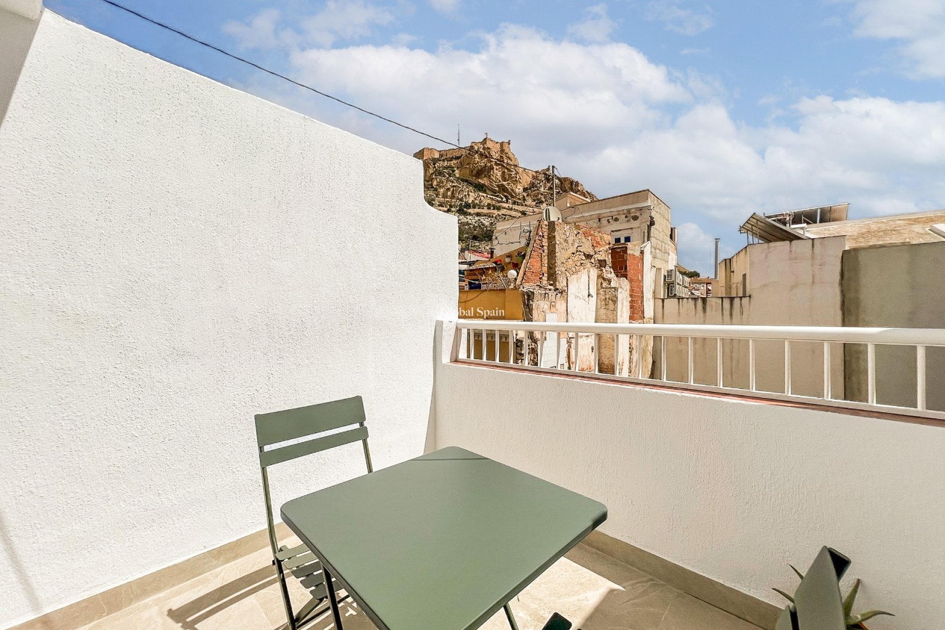 Resale - APARTMENT -
ALICANTE - Costa Blanca