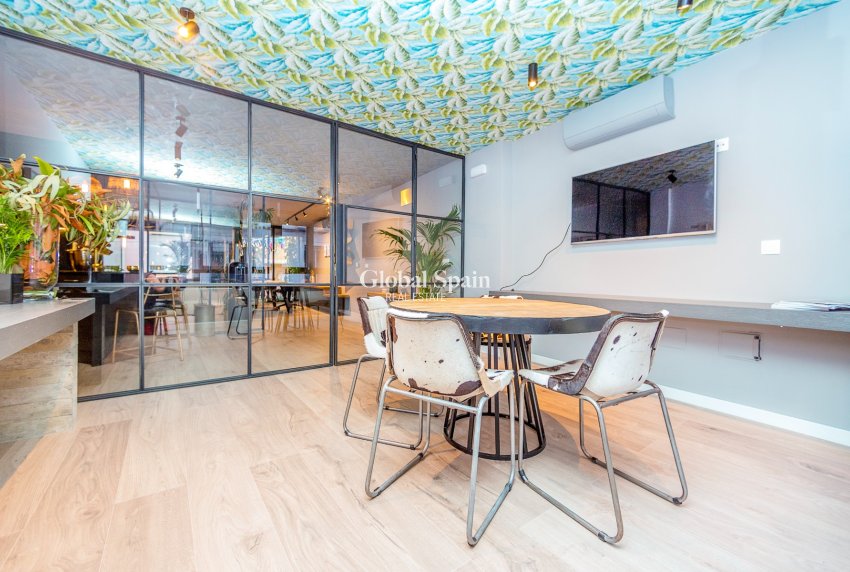 Resale - APARTMENT -
ALICANTE - Costa Blanca