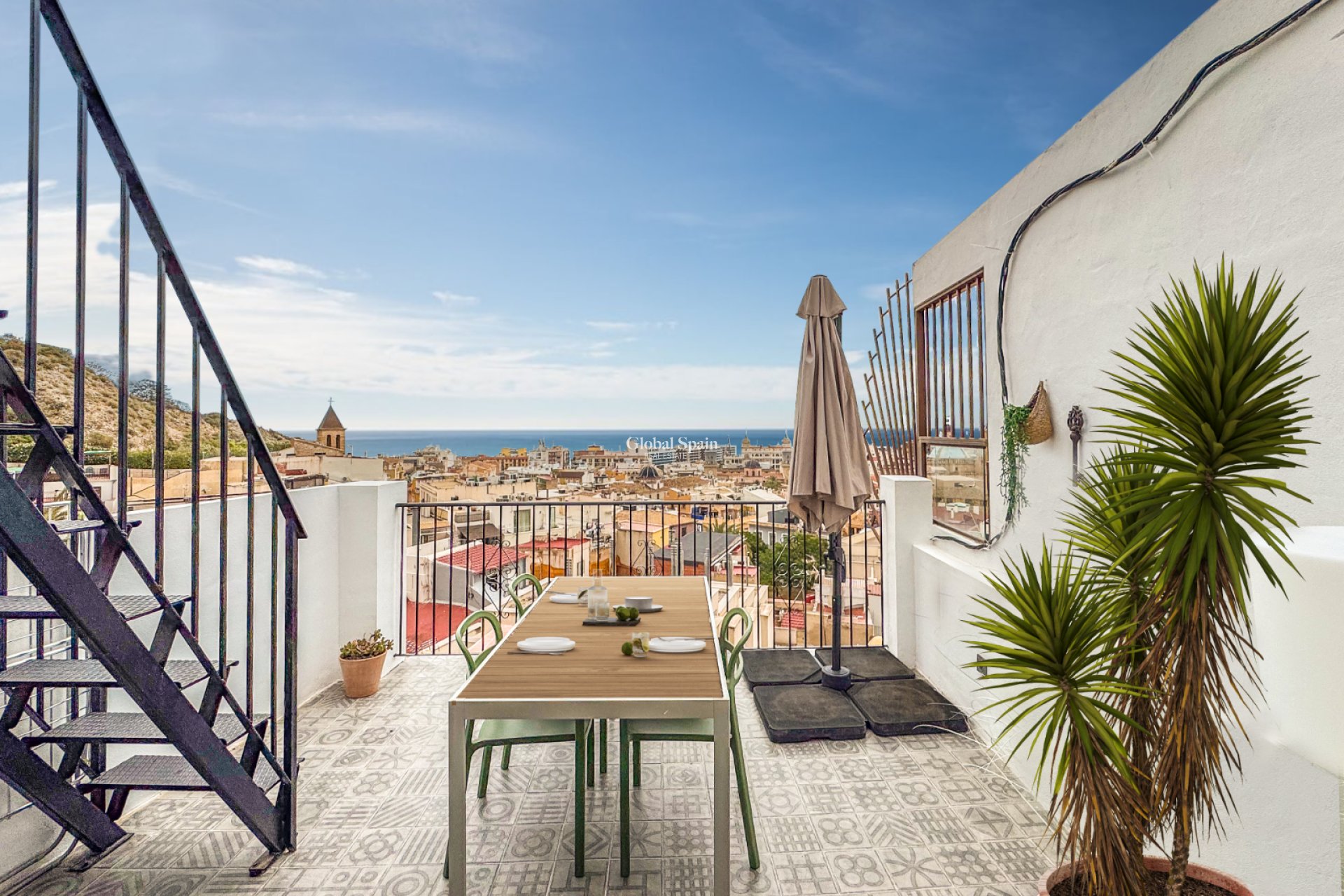 Resale - APARTMENT -
ALICANTE - Costa Blanca