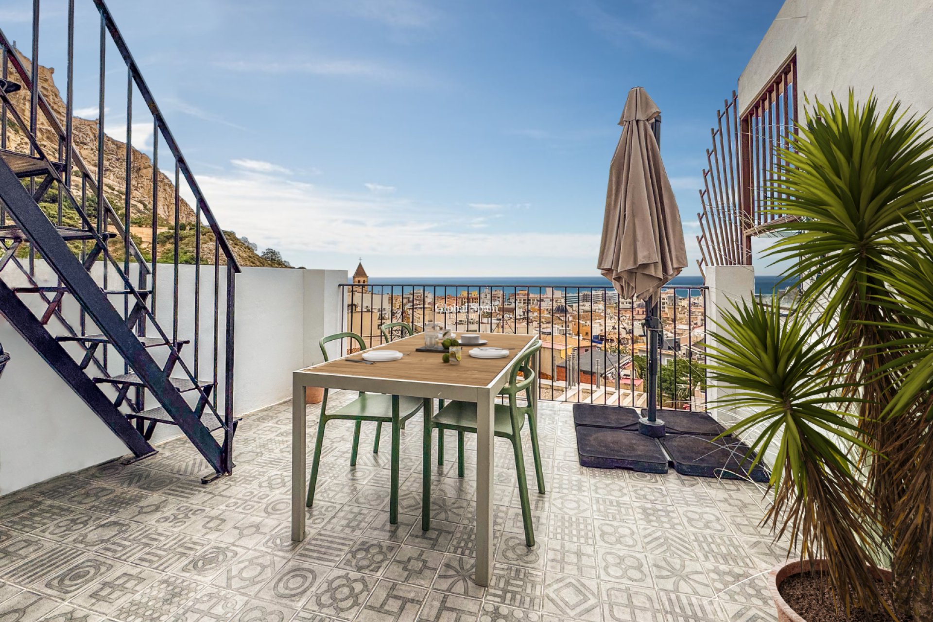 Resale - APARTMENT -
ALICANTE - Costa Blanca