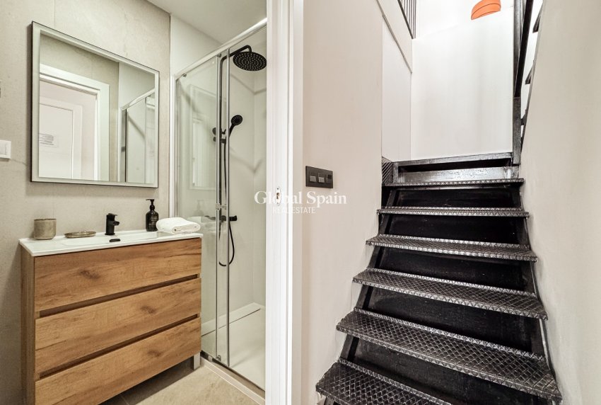 Resale - APARTMENT -
ALICANTE - Costa Blanca