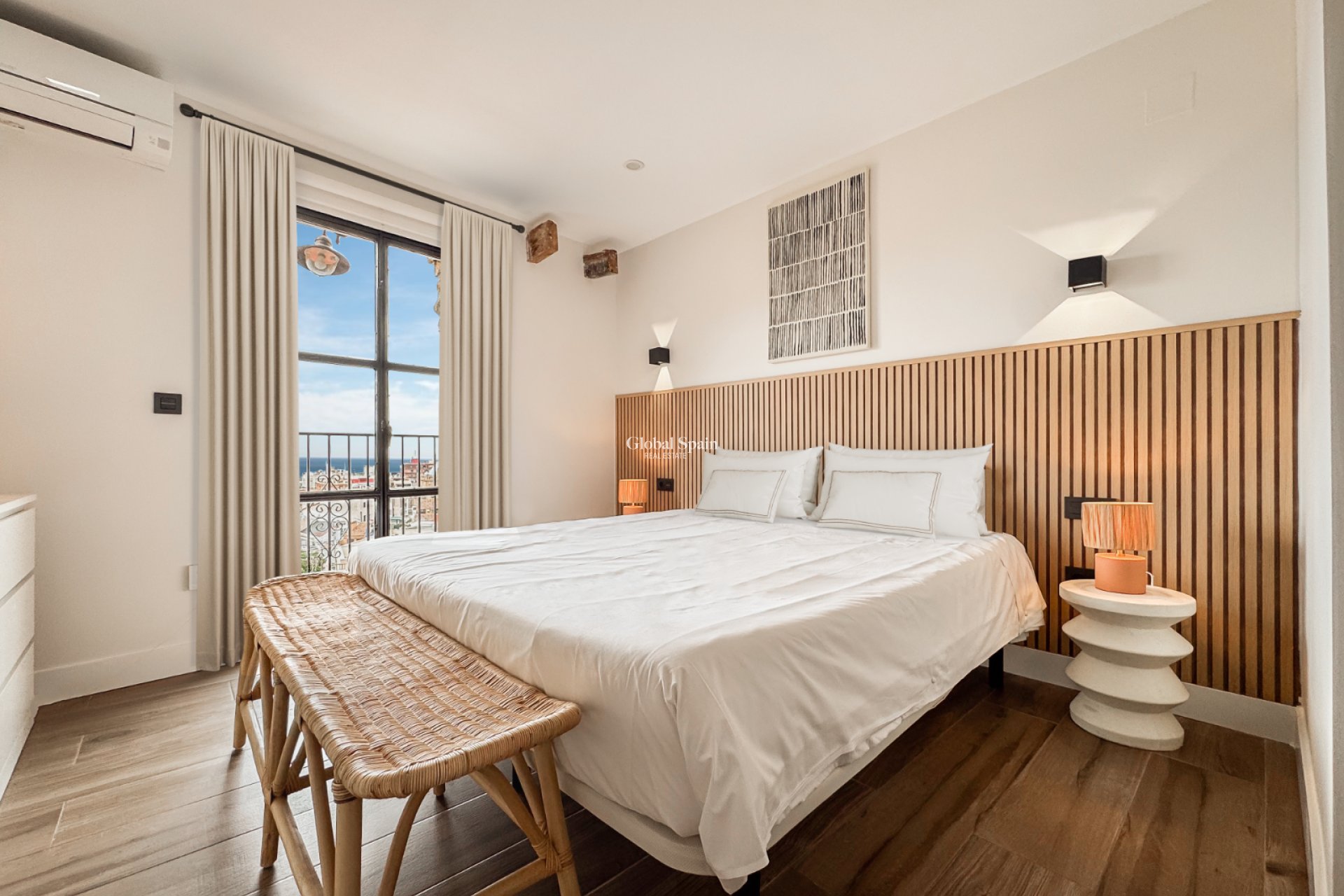 Resale - APARTMENT -
ALICANTE - Costa Blanca