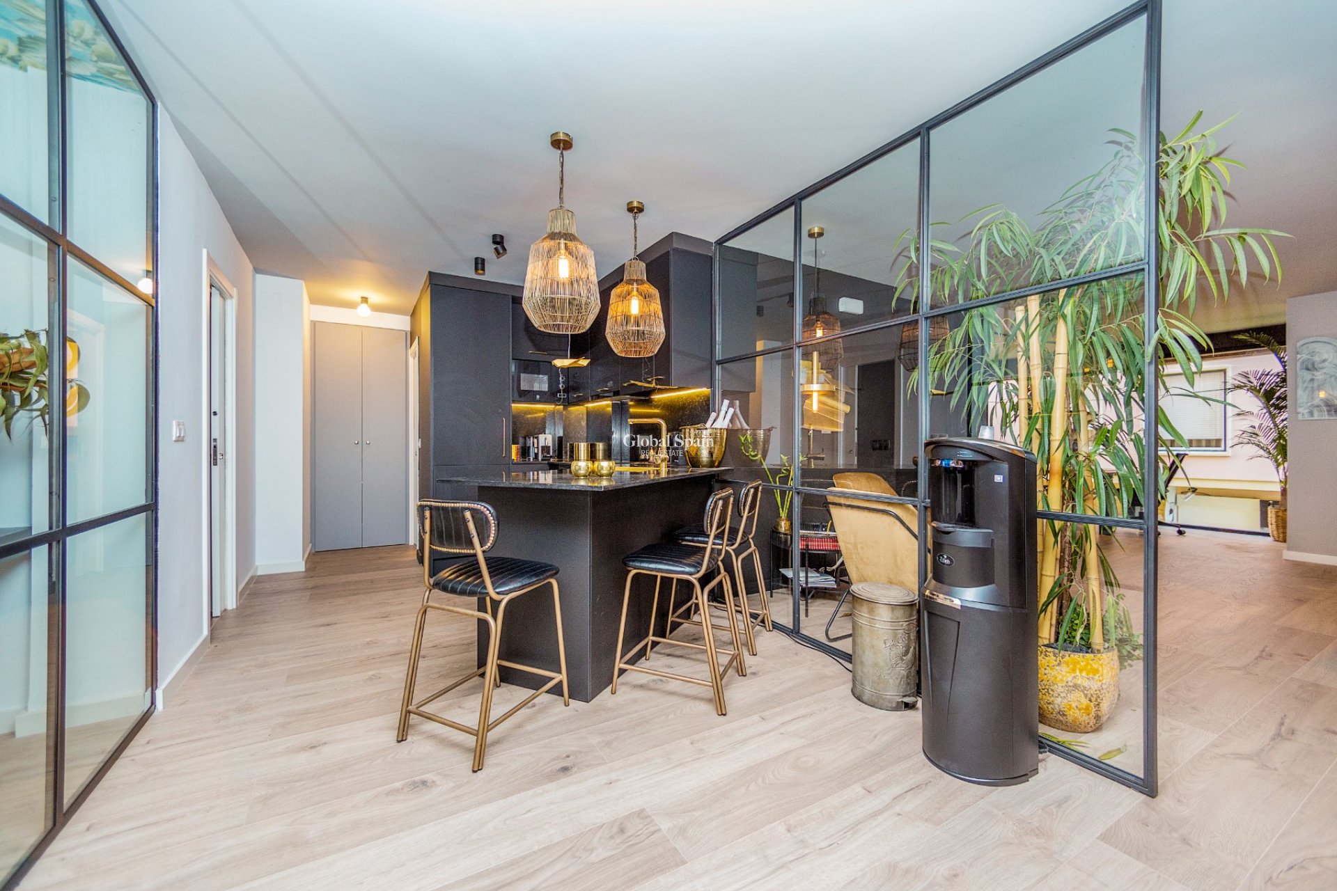 Resale - APARTMENT -
ALICANTE - Costa Blanca