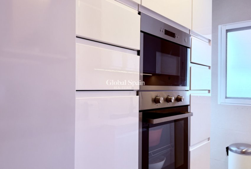 Resale - APARTMENT -
ALICANTE - Costa Blanca