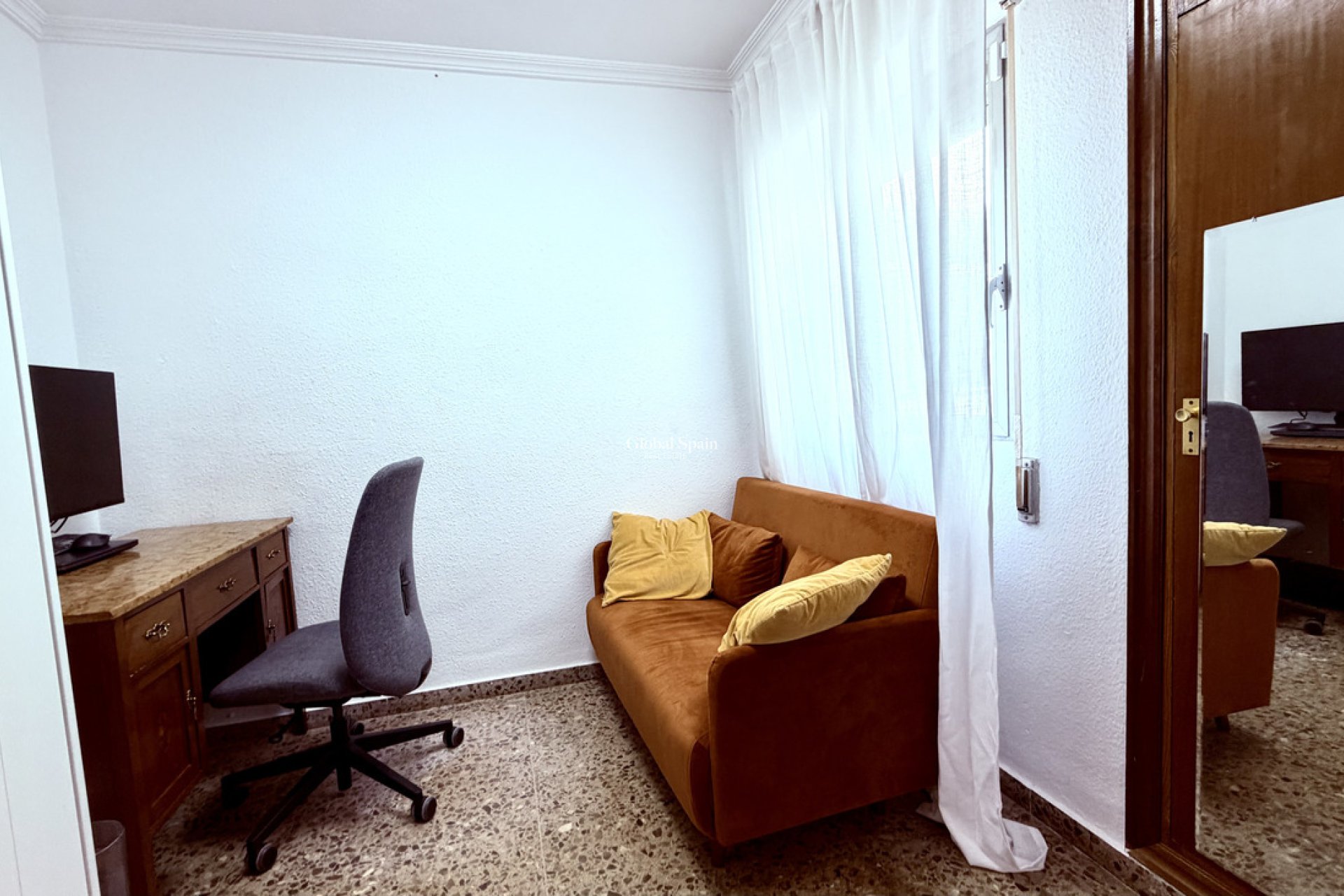 Resale - APARTMENT -
ALICANTE - Costa Blanca