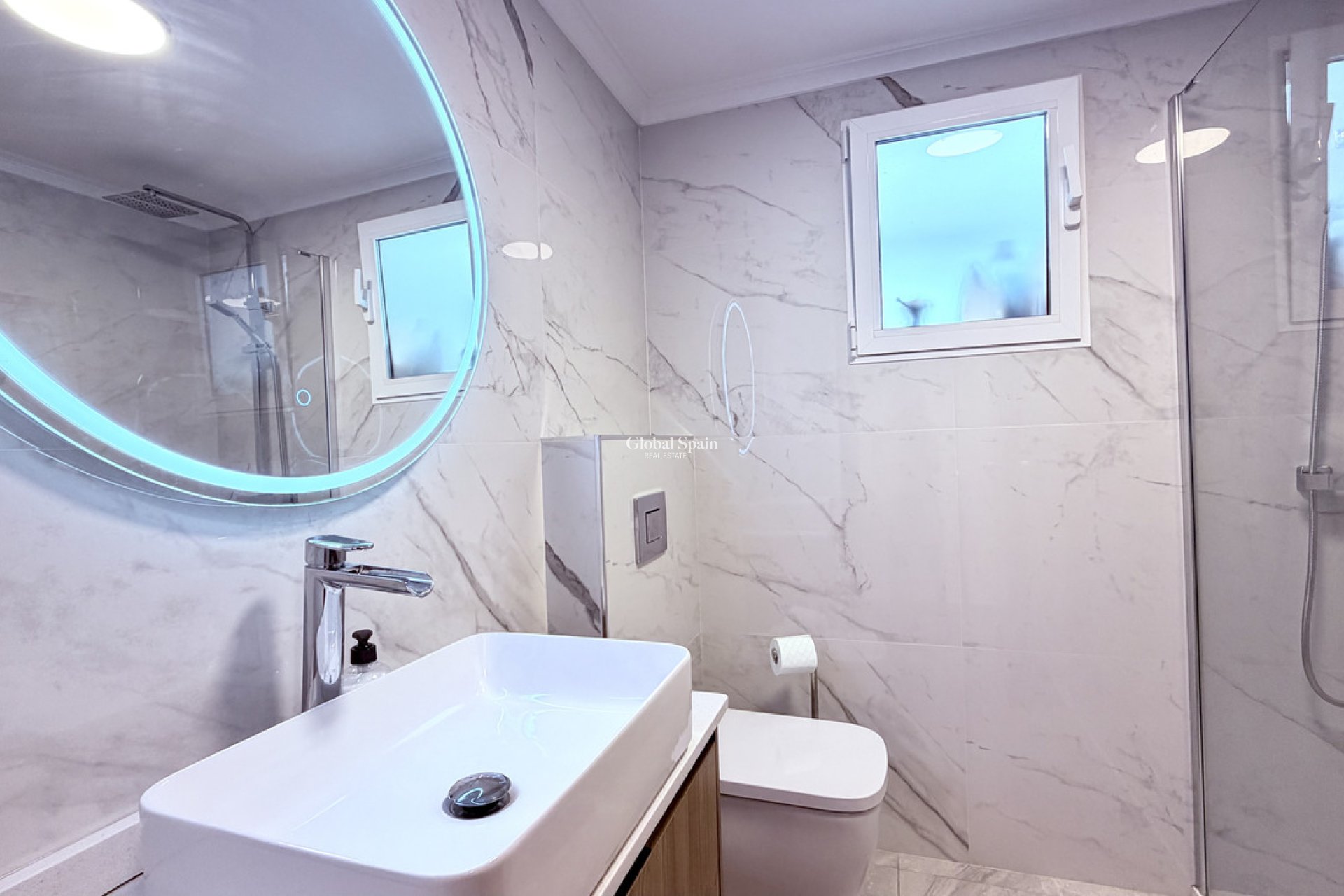 Resale - APARTMENT -
ALICANTE - Costa Blanca