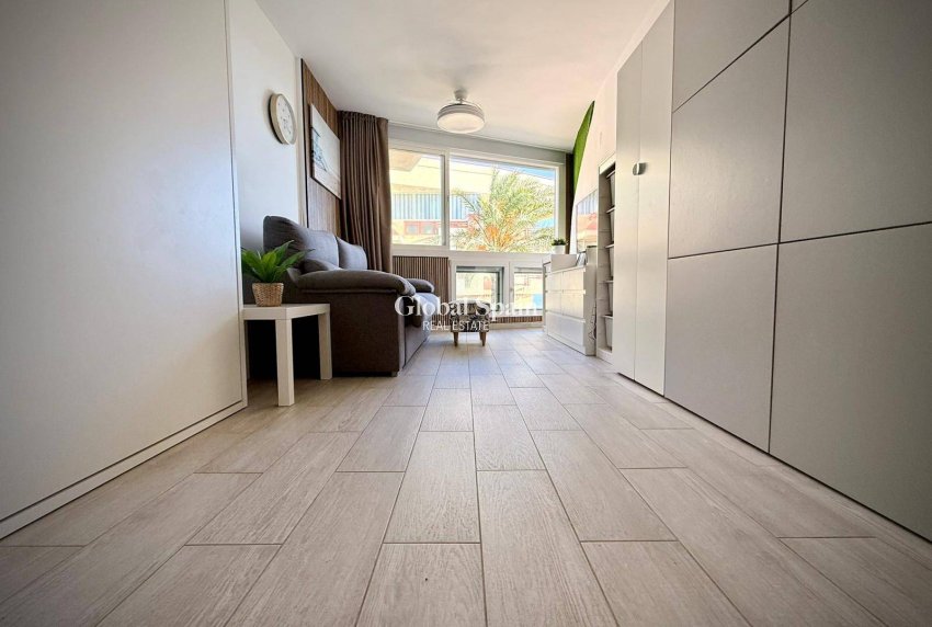 Resale - APARTMENT -
ALICANTE - La Creu Del Grau