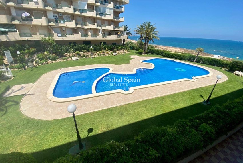 Resale - APARTMENT -
ALICANTE - La Creu Del Grau