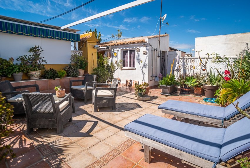 Resale - APARTMENT -
ALICANTE - La Florida