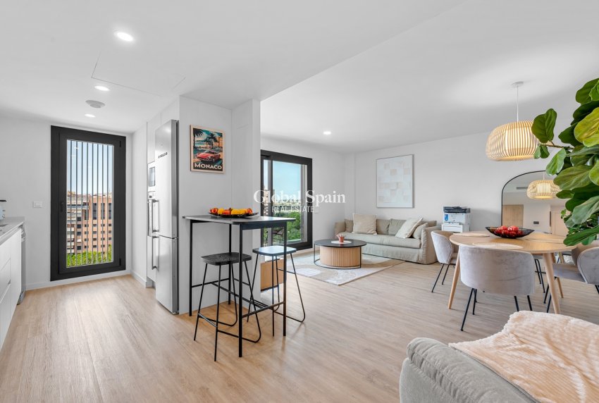 Resale - Apartment -
ALICANTE - San Agustín-PAU 2