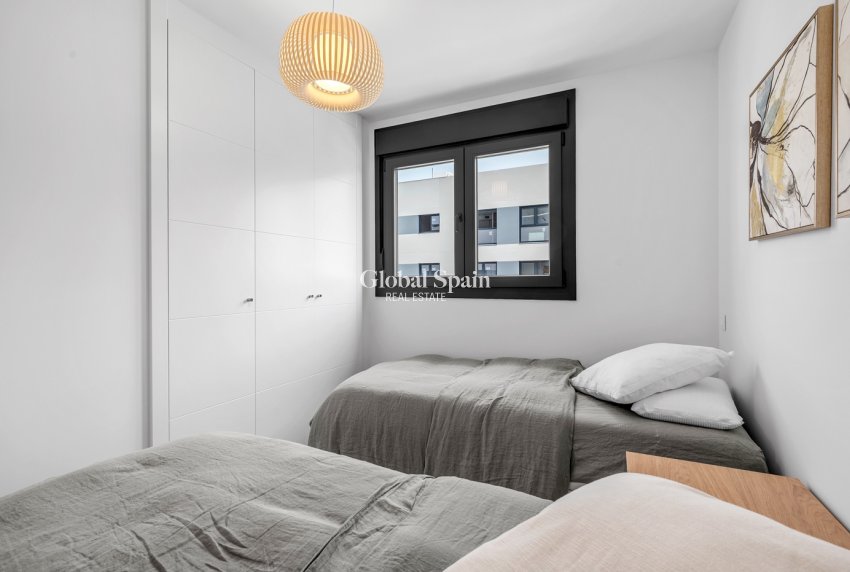 Resale - Apartment -
ALICANTE - San Agustín-PAU 2