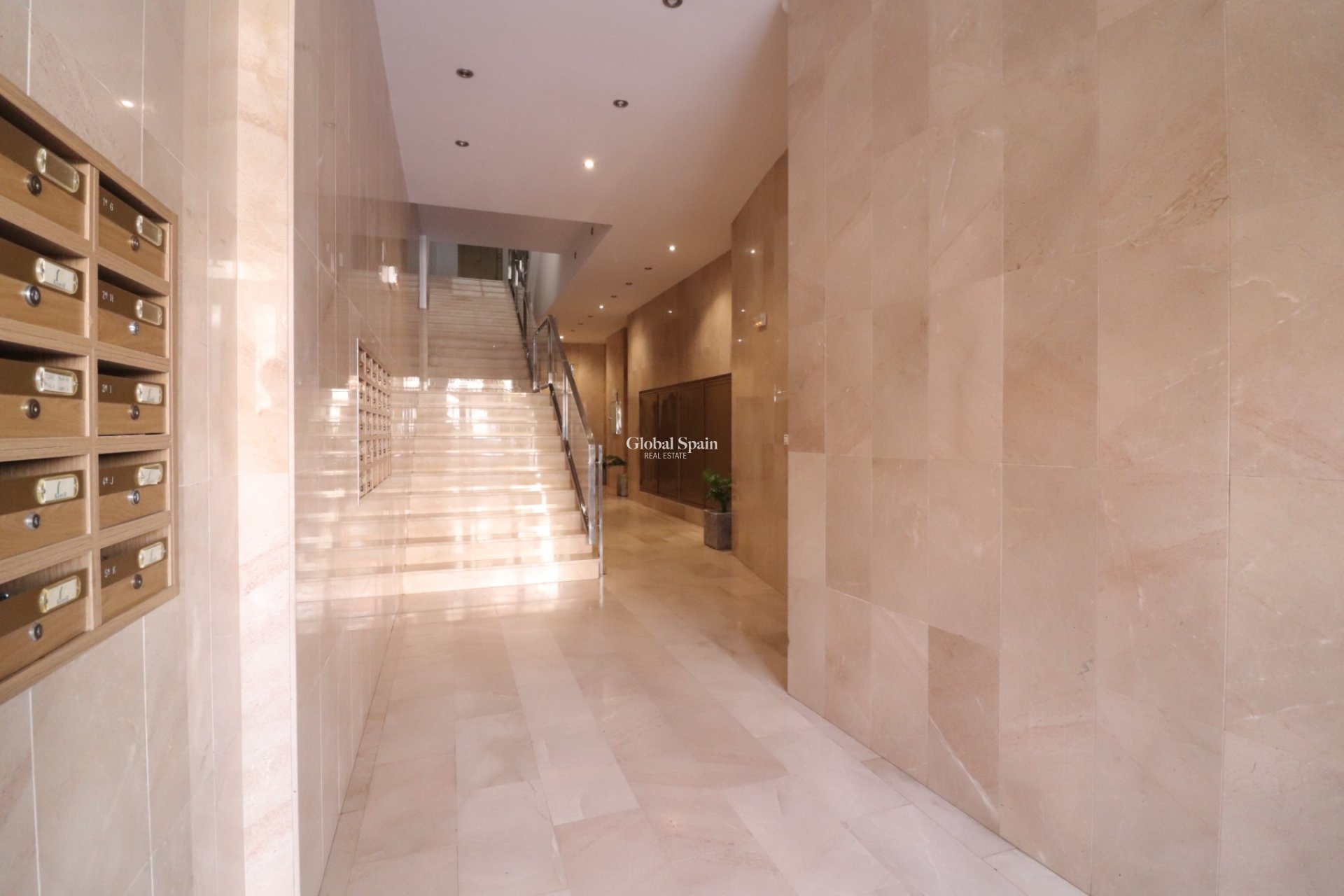 Resale - APARTMENT -
Almoradi - Almoradi - Town