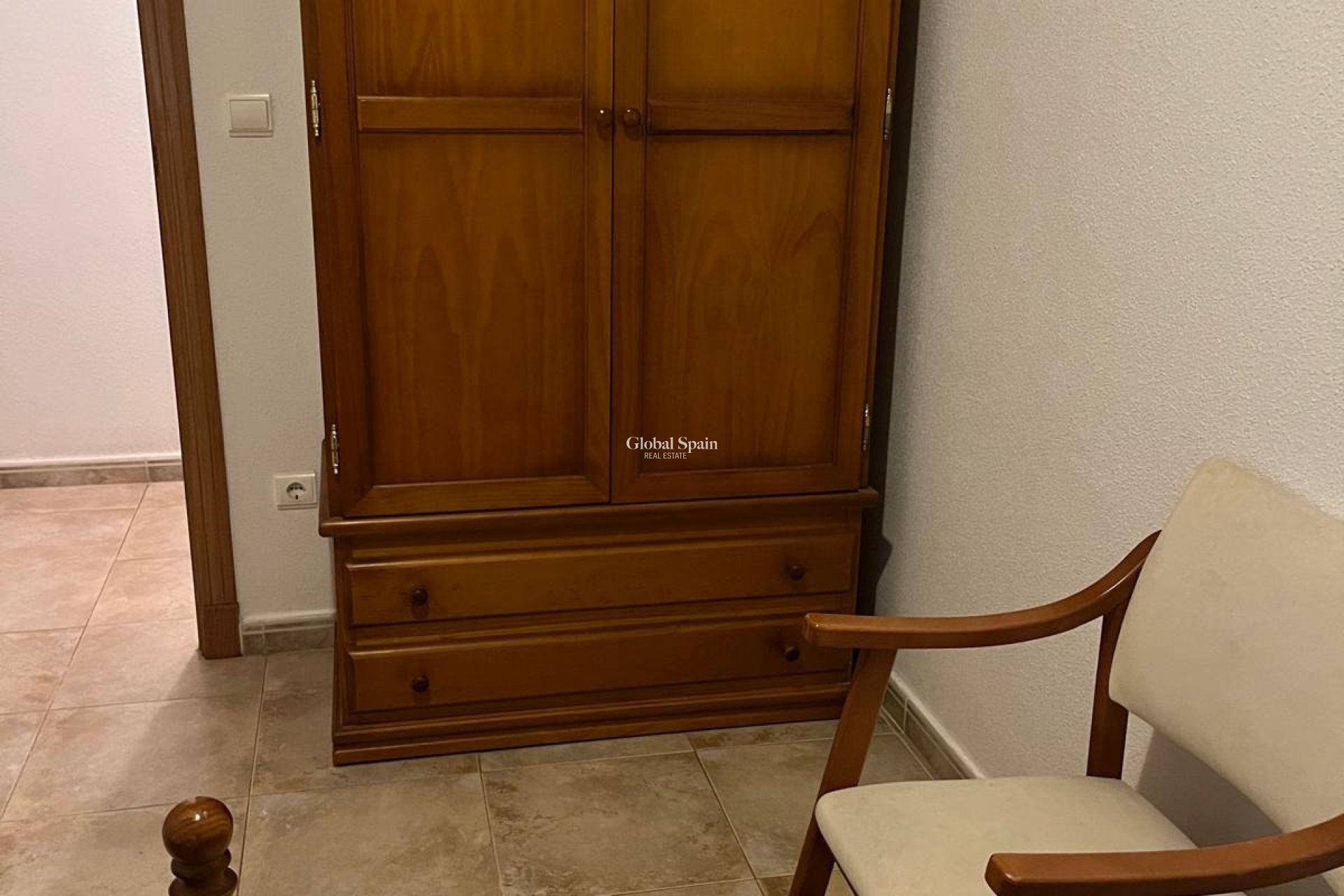 Resale - APARTMENT -
ALMORADÍ - Centro Urbano 2