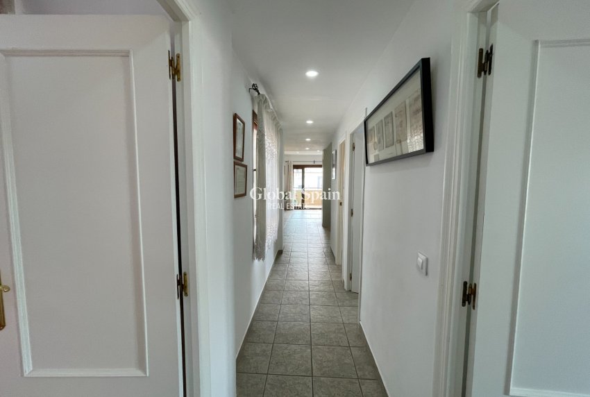 Resale - APARTMENT -
ALMORADÍ - Inland