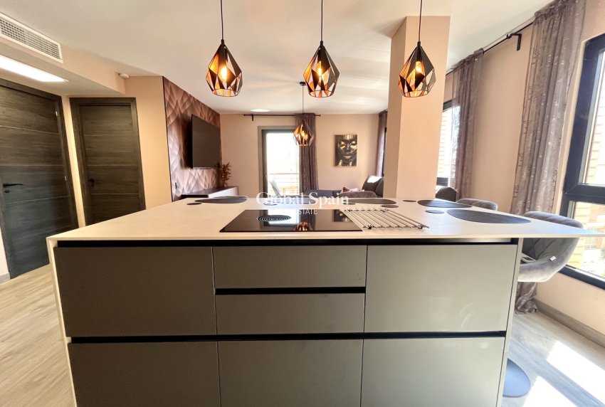 Resale - APARTMENT -
ALMORADÍ - Inland