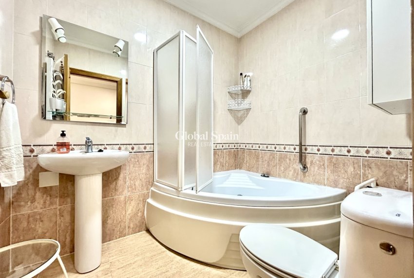 Resale - APARTMENT -
ALMORADÍ - Inland