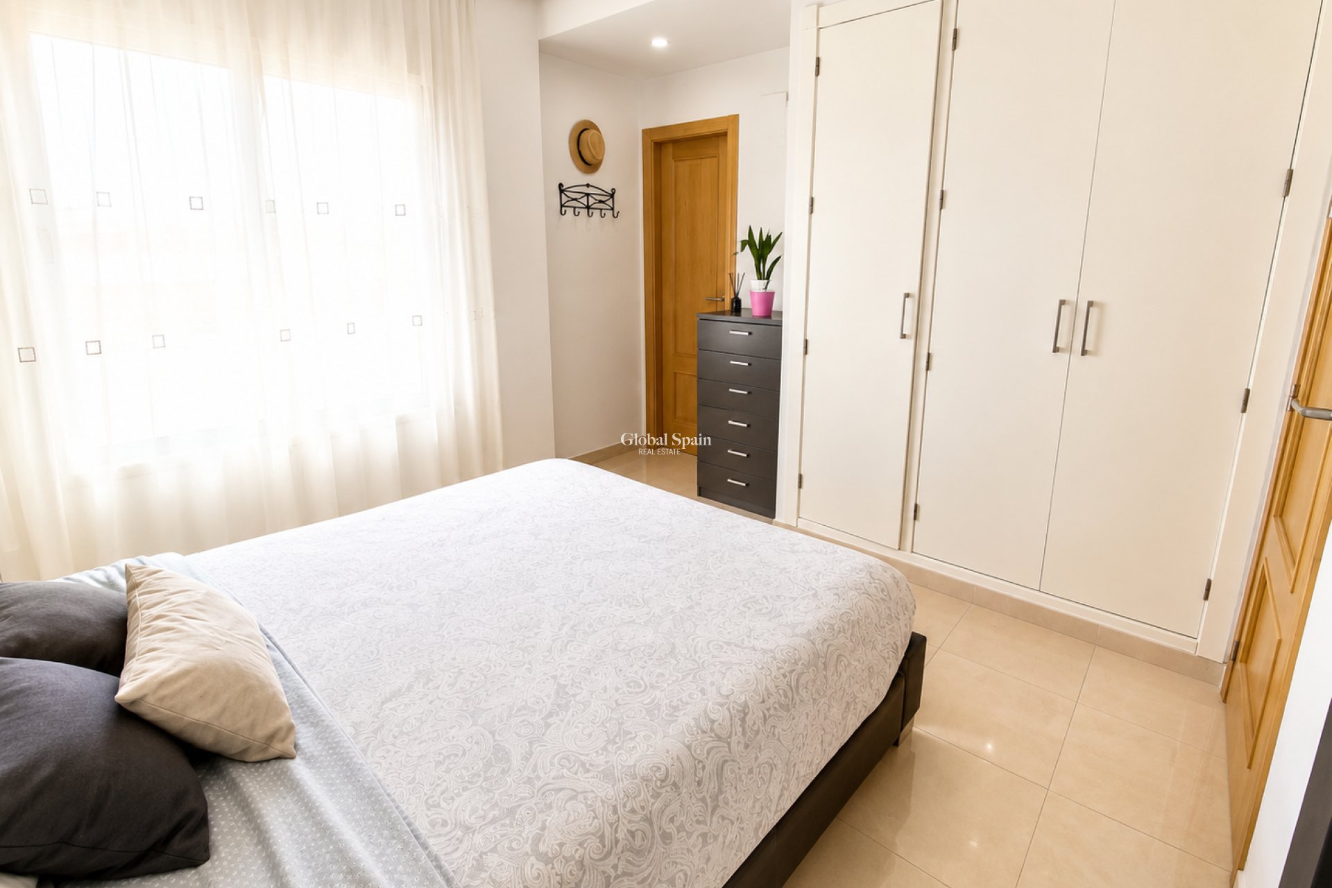 Resale - APARTMENT -
ALMORADÍ - Inland