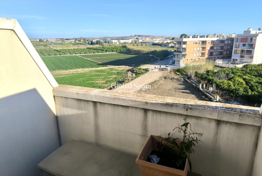 Resale - APARTMENT -
ALMORADÍ - Inland