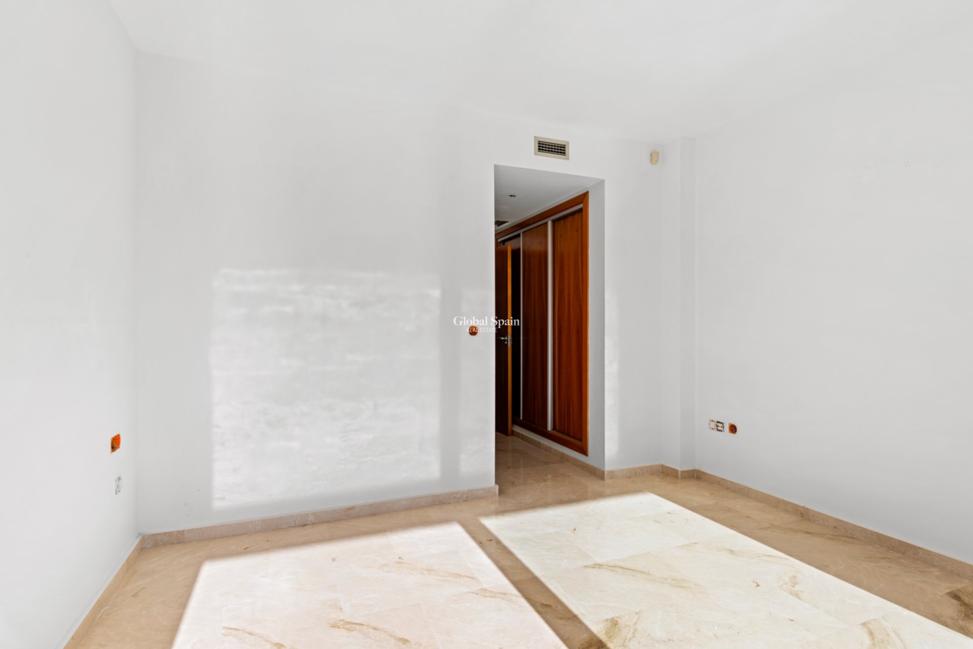 Resale - Apartment -
ALTEA - ALTEA HILLS