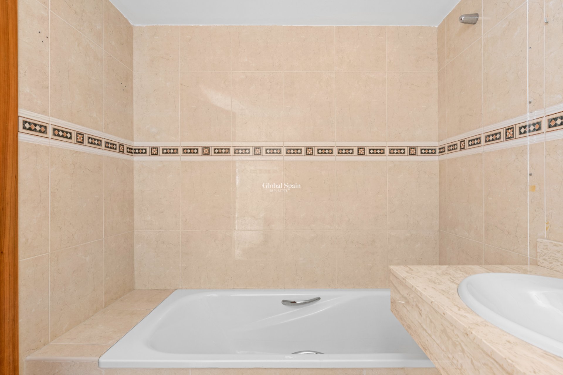 Resale - Apartment -
ALTEA - ALTEA HILLS