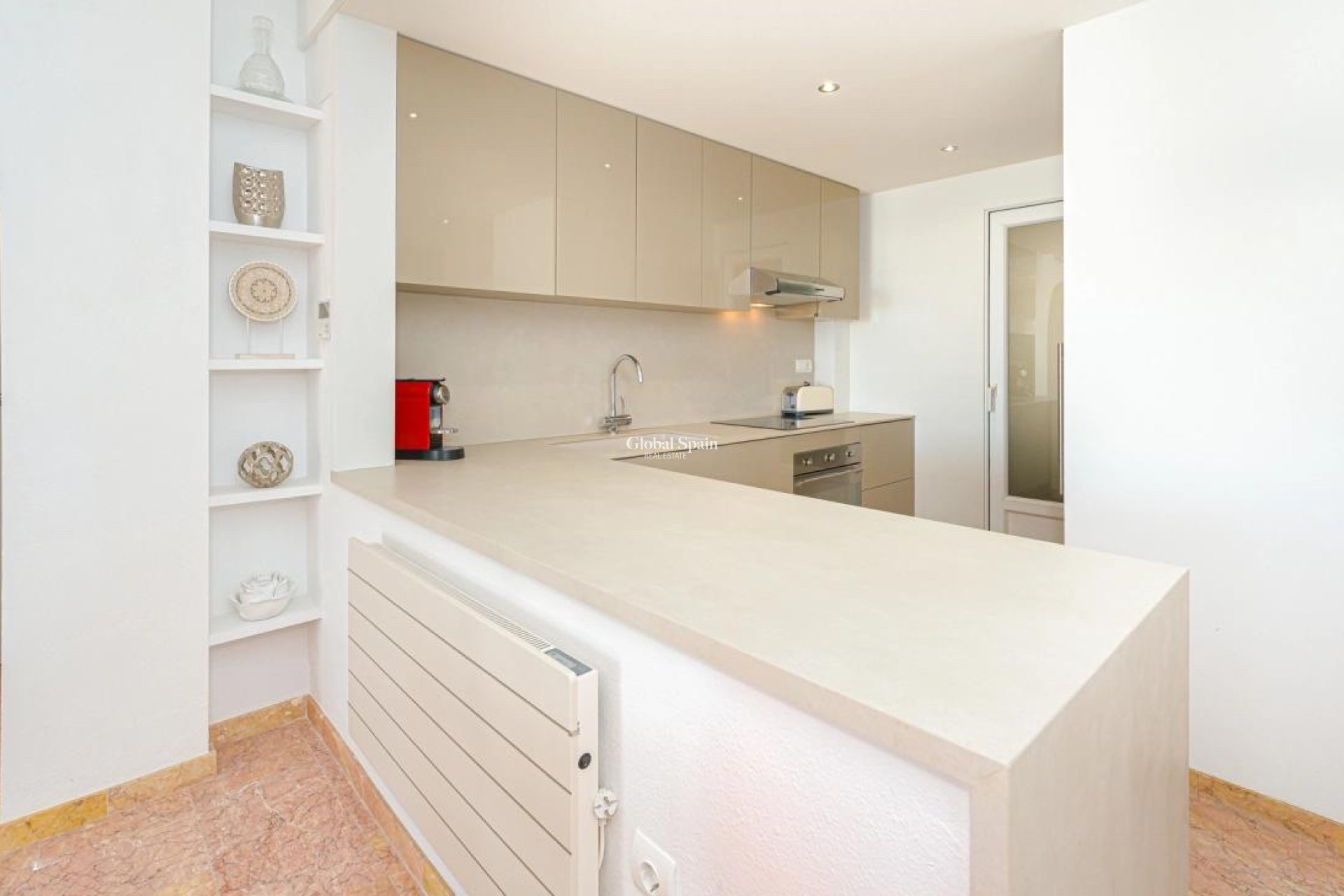 Resale - APARTMENT -
ALTEA - Costa Blanca
