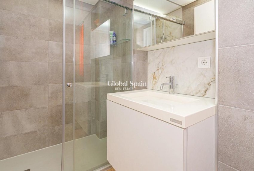 Resale - APARTMENT -
ALTEA - Costa Blanca