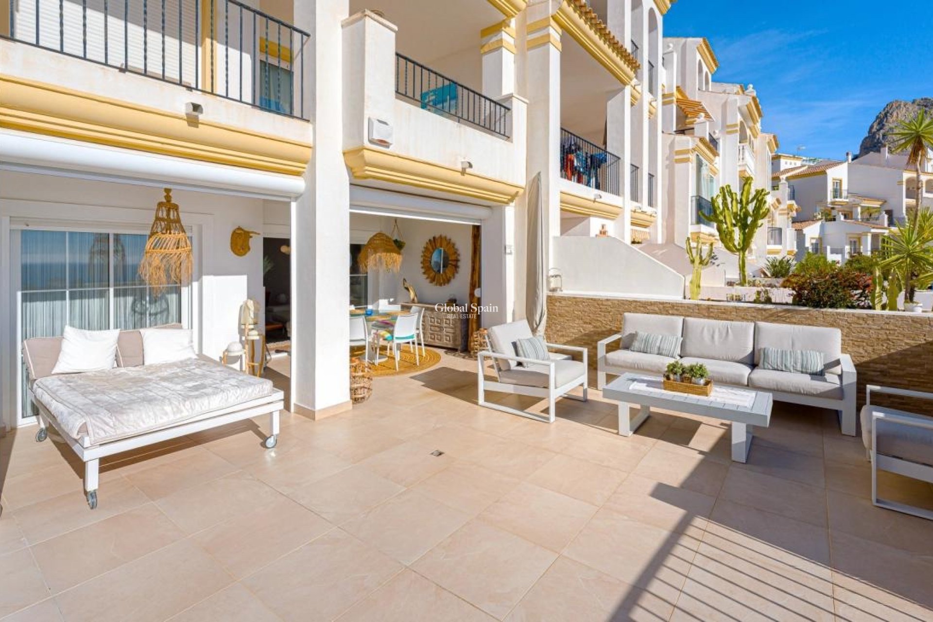 Resale - APARTMENT -
ALTEA - Costa Blanca