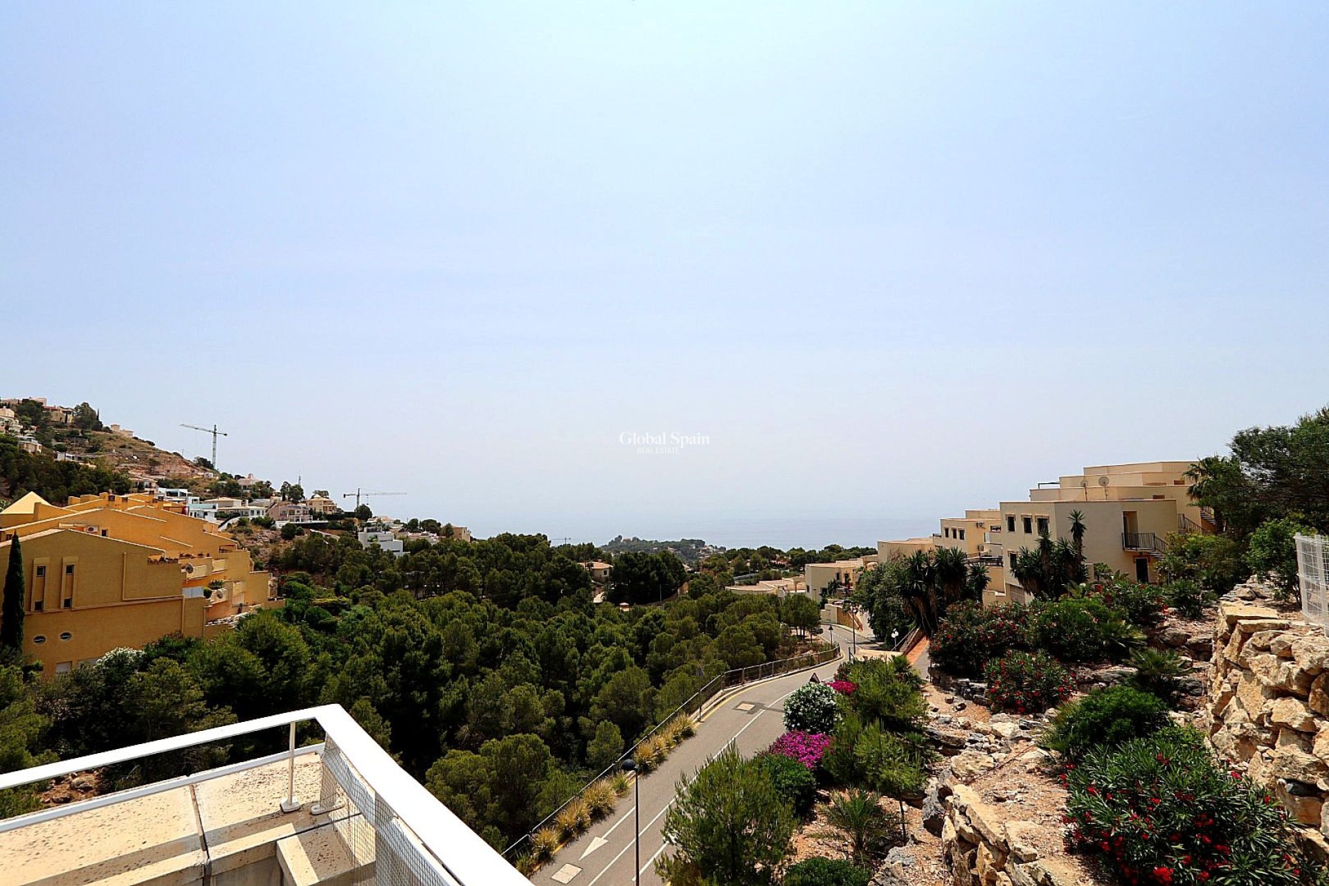 Resale - APARTMENT -
ALTEA - Costa Blanca