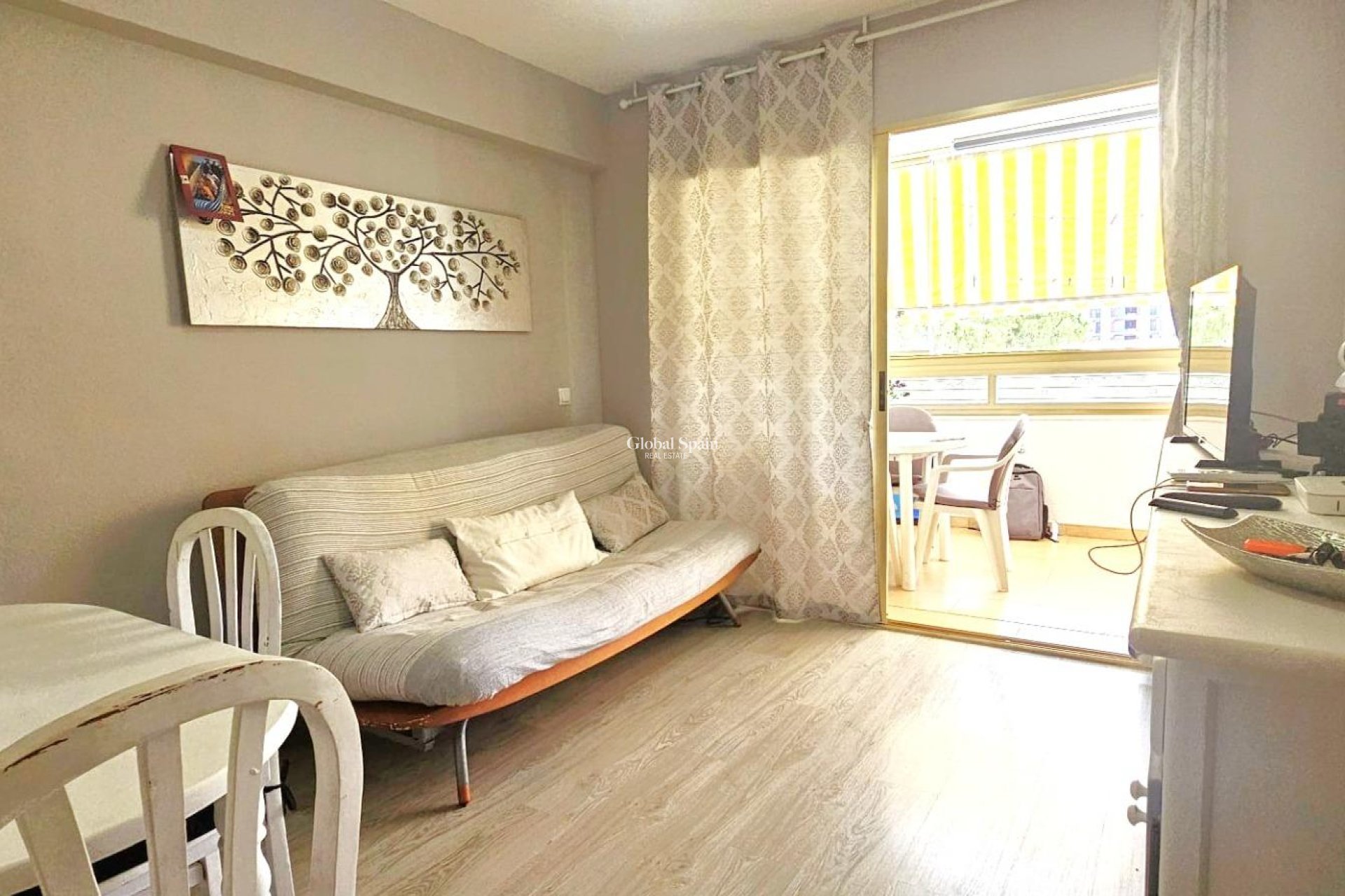 Resale - APARTMENT -
BENIDORM - Benidorm