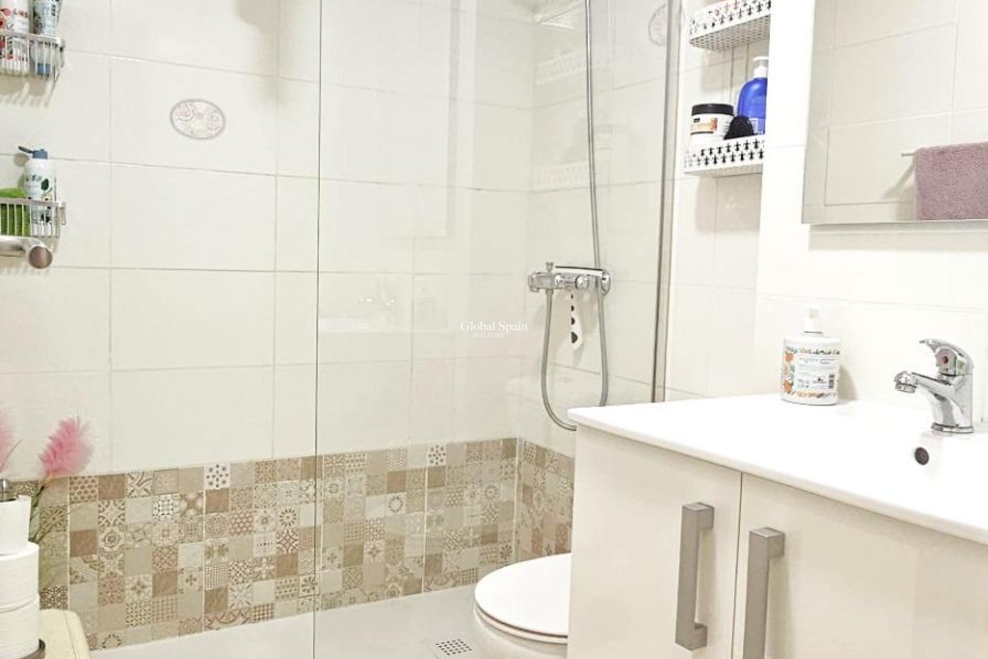 Resale - APARTMENT -
BENIDORM - Benidorm