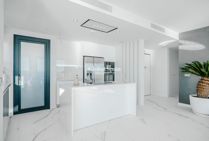 Resale - Apartment -
BENIDORM - Benidorm