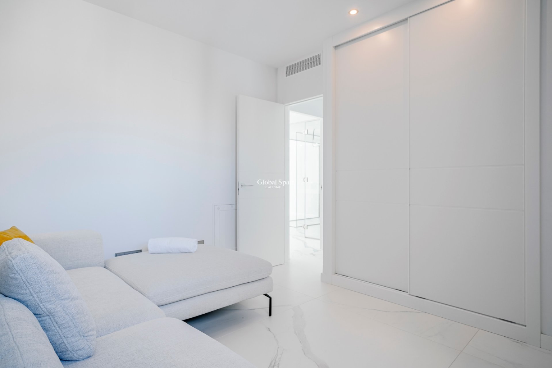 Resale - Apartment -
BENIDORM - Benidorm