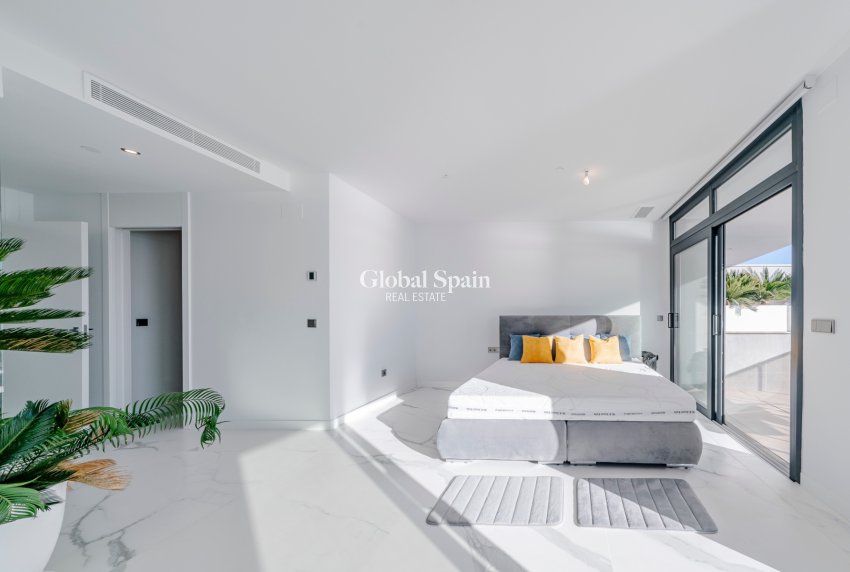 Resale - Apartment -
BENIDORM - Benidorm