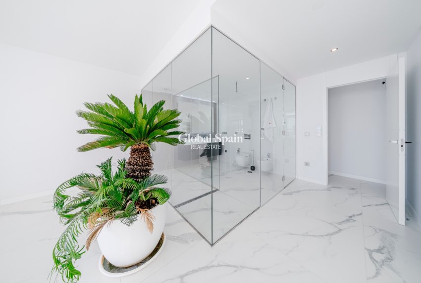 Resale - Apartment -
BENIDORM - Benidorm