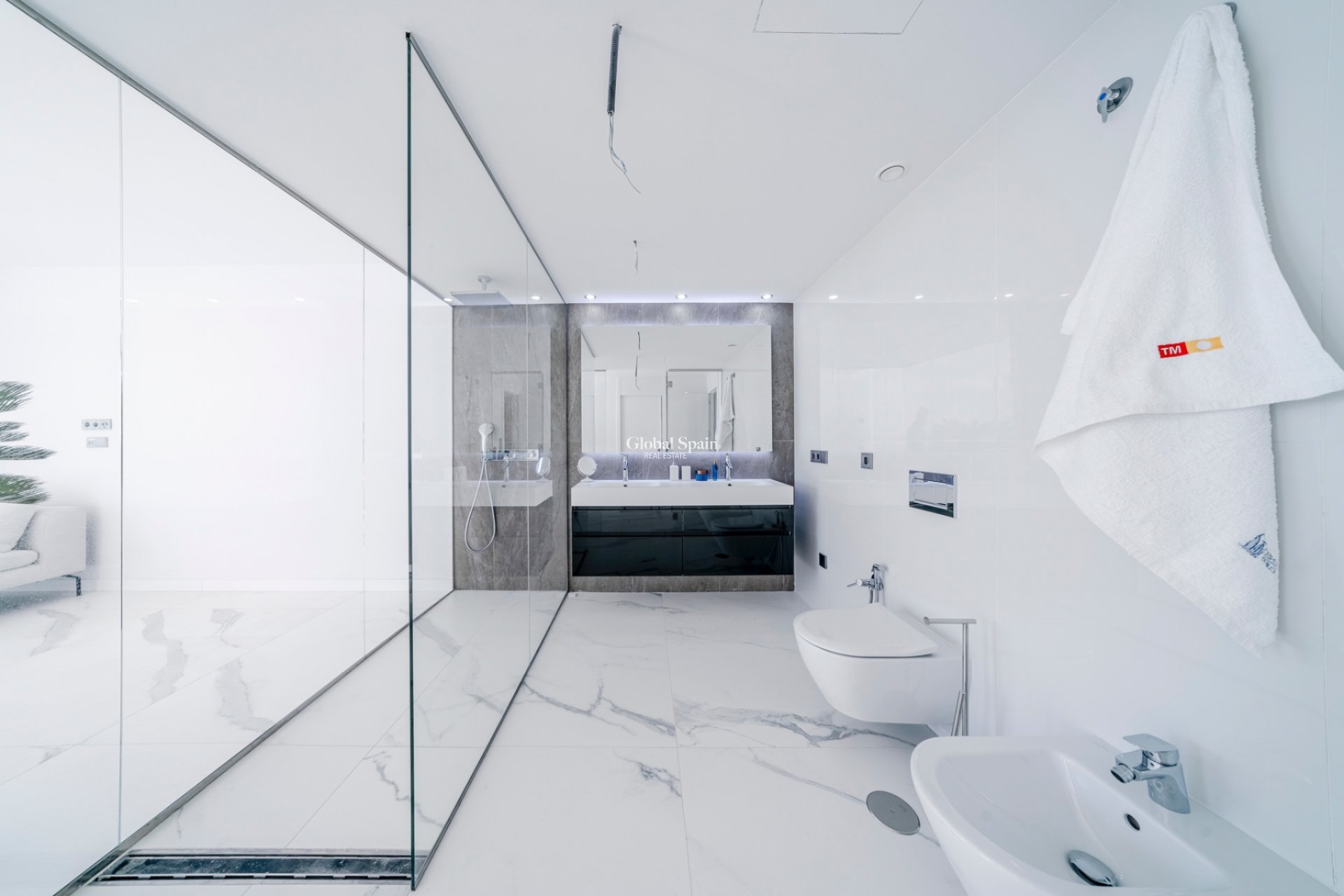 Resale - Apartment -
BENIDORM - Benidorm