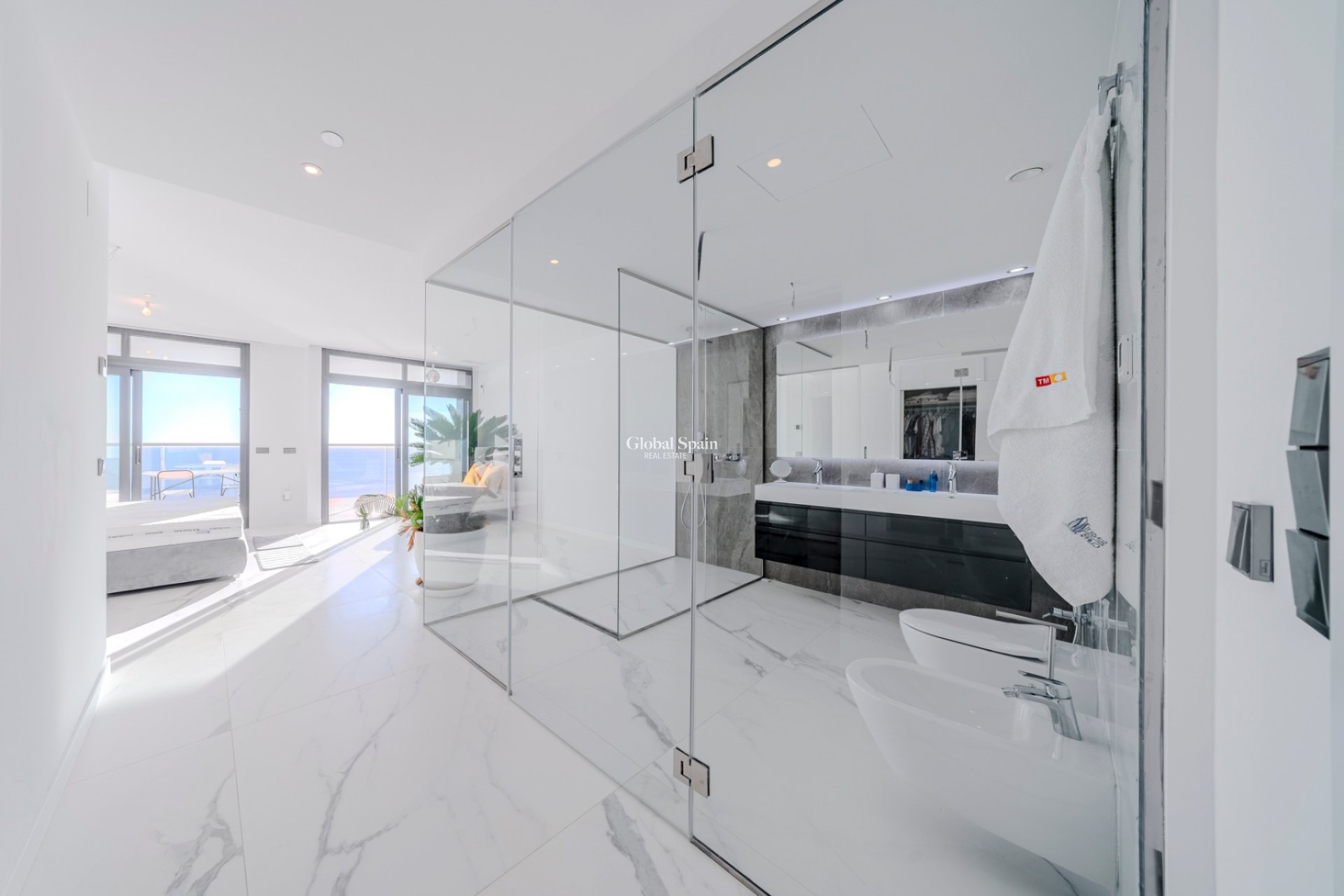 Resale - Apartment -
BENIDORM - Benidorm