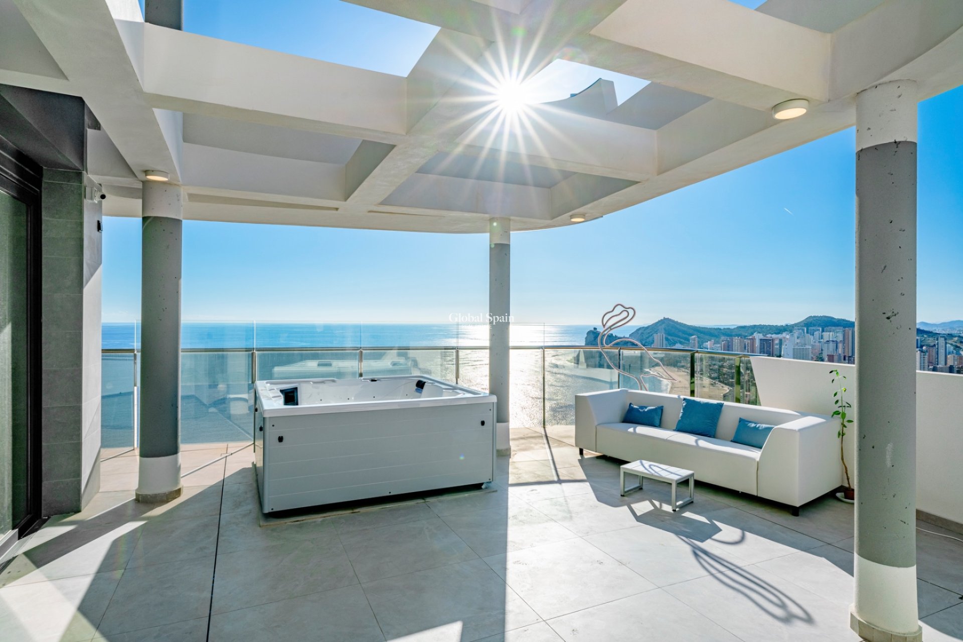 Resale - Apartment -
BENIDORM - Benidorm