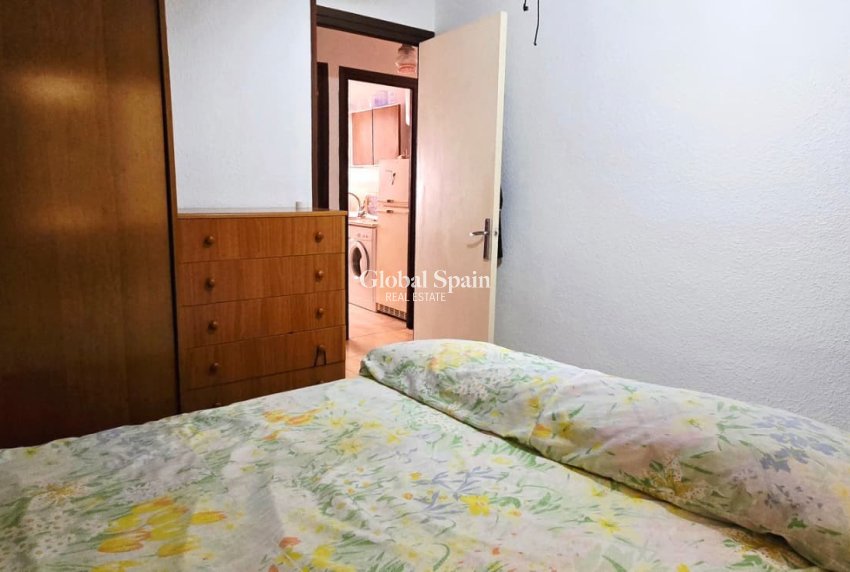 Resale - APARTMENT -
BENIDORM - Centro