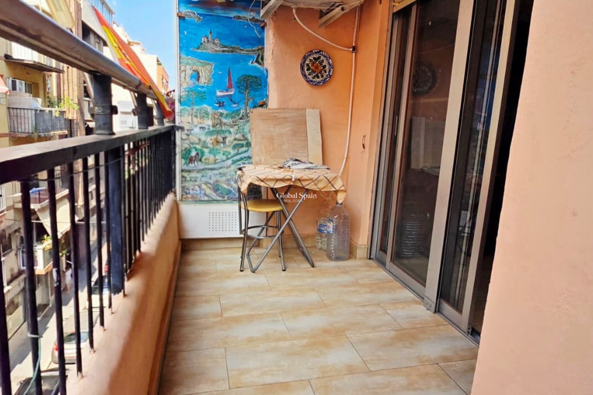 Resale - APARTMENT -
BENIDORM - Centro