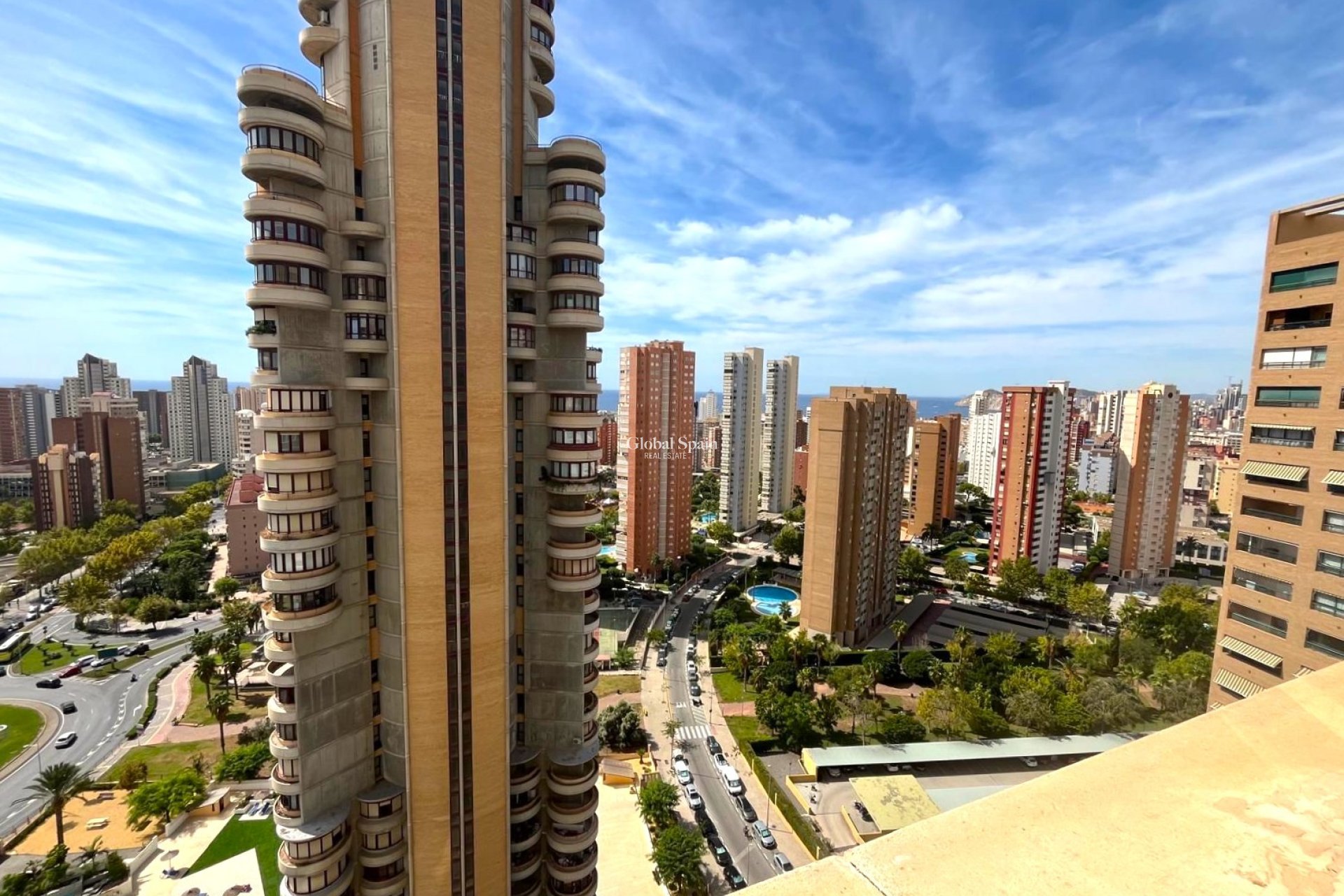 Resale - Apartment -
Benidorm - Centro