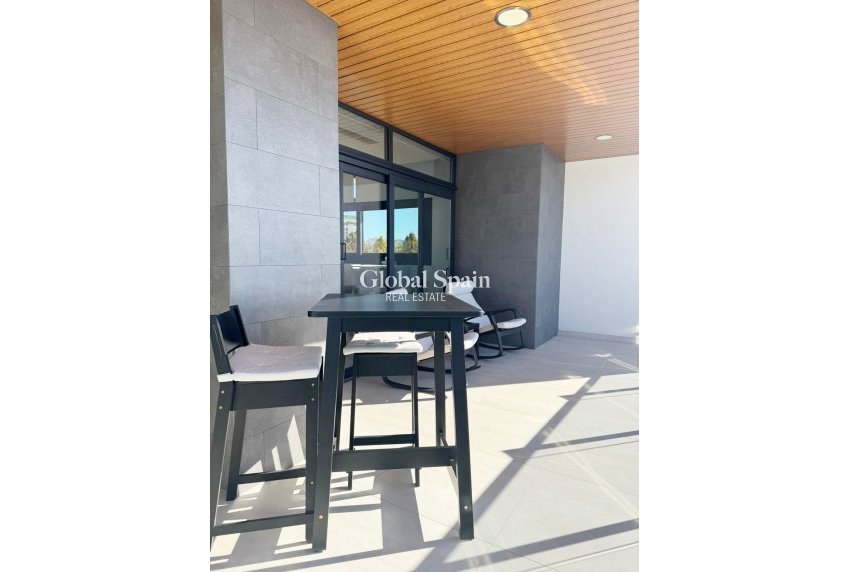 Resale - APARTMENT -
BENIDORM - Costa Blanca