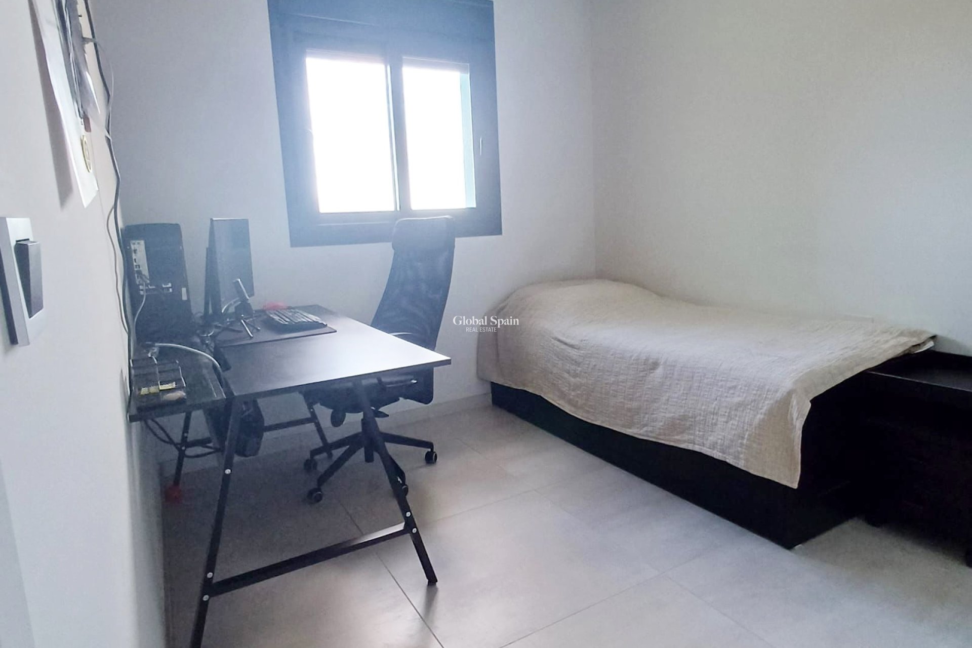 Resale - APARTMENT -
BENIDORM - Costa Blanca