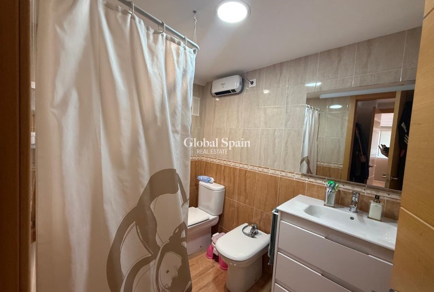 Resale - APARTMENT -
BENIDORM - Costa Blanca